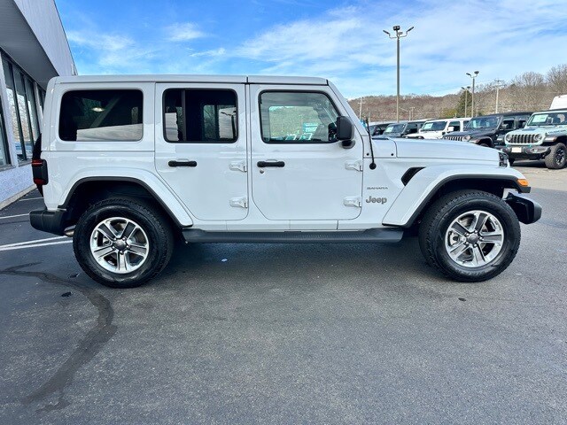 2021 Jeep Wrangler Unlimited Sahara photo 4