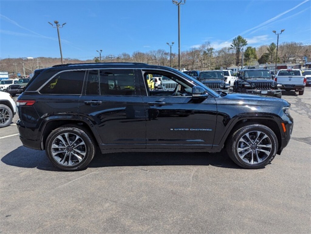 Used 2022 Jeep Grand Cherokee 4xe Overland SUV