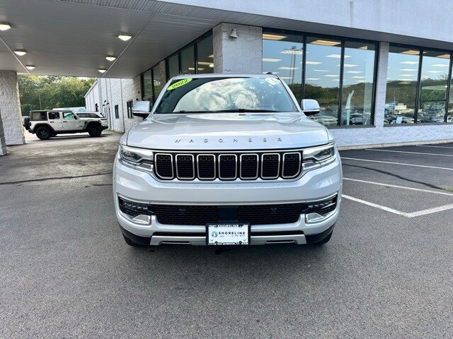 2022 Jeep Wagoneer Series II photo 3