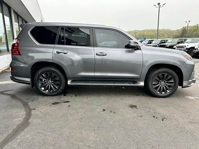 2022 Lexus GX 460 Luxury photo 4