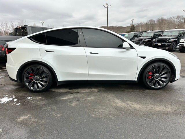 2024 Tesla Model Y Performance photo 4
