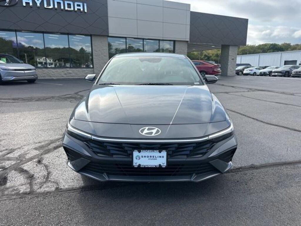 New 2025 Hyundai Elantra SEL Sport Sedan