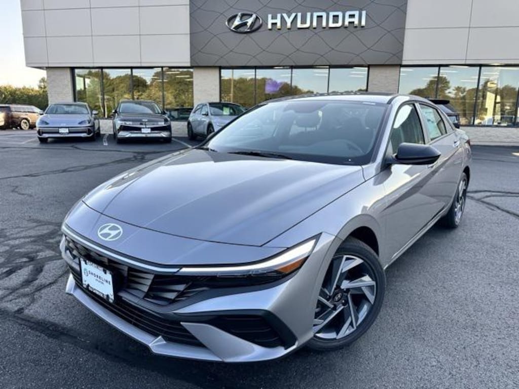 New 2025 Hyundai Elantra SEL Sport Sedan