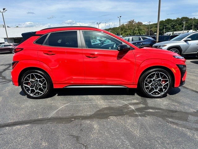 2022 Hyundai Kona N photo 4