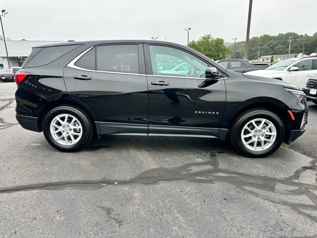 2024 Chevrolet Equinox LT photo 4