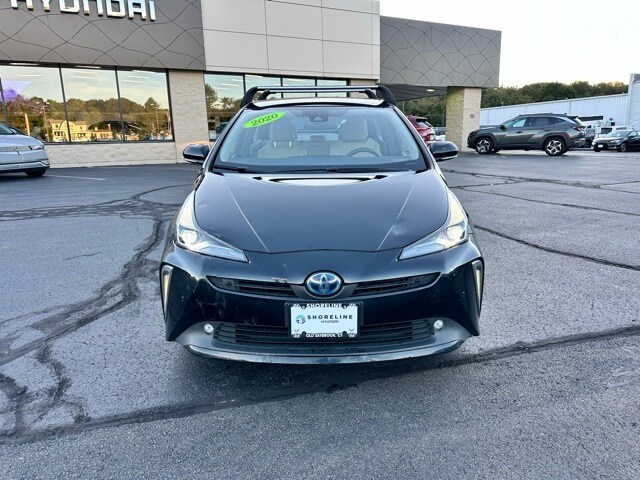 2020 Toyota Prius XLE AWD-e photo 2