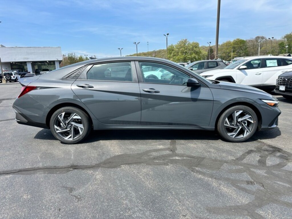 Certified 2025 Hyundai Elantra SEL Sport Sedan