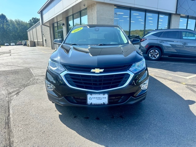 Used 2021 Chevrolet Equinox LT with VIN 2GNAXUEV8M6112562 for sale in Old Saybrook, CT