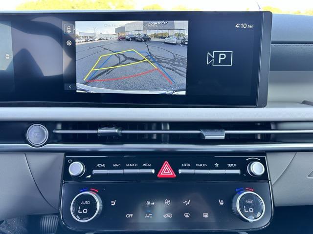 2026 Hyundai Tucson SEL photo 3