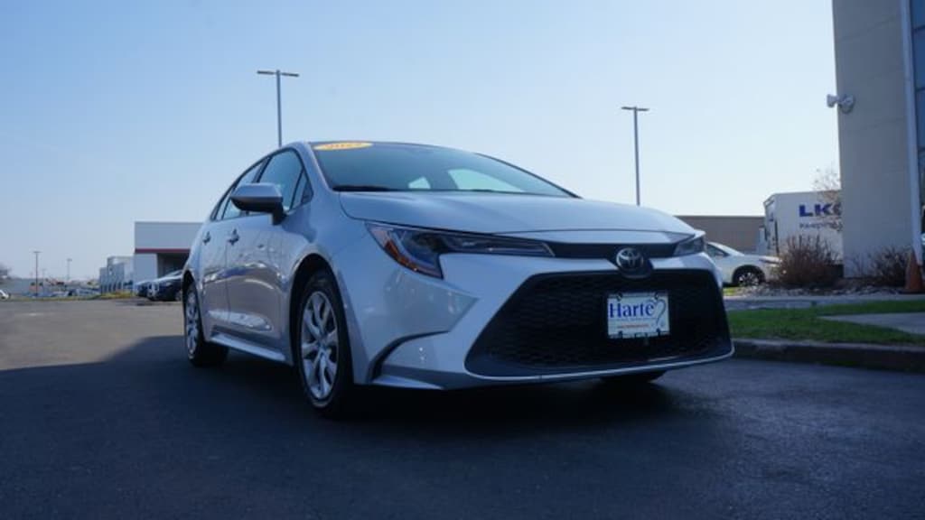 Used 2022 Toyota Corolla LE Sedan