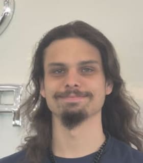 Staff member Nick Reed from ID_615399e97927