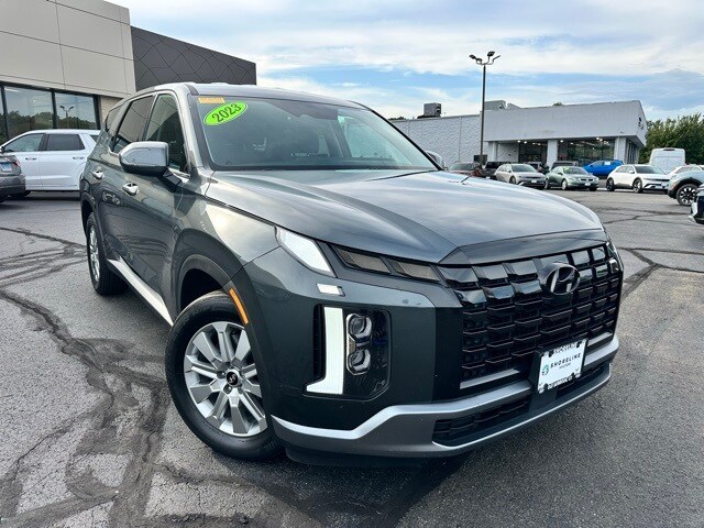 2023 Hyundai Palisade SE photo 3