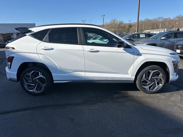 2025 Hyundai Kona N Line photo 3