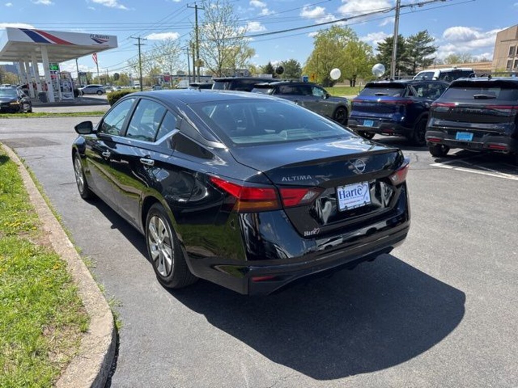 Used 2024 Nissan Altima 2.5 S Sedan