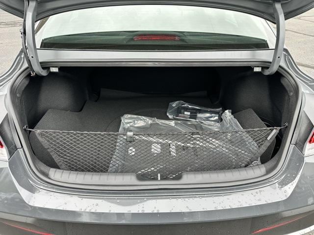 2025 Hyundai Elantra Blue - Photo 30