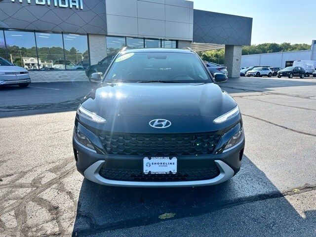 2023 Hyundai Kona SEL photo 2
