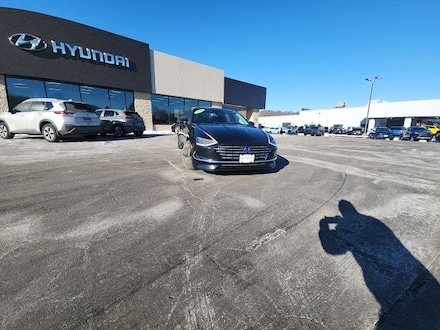 2023 Hyundai Sonata Hybrid Limited Sedan