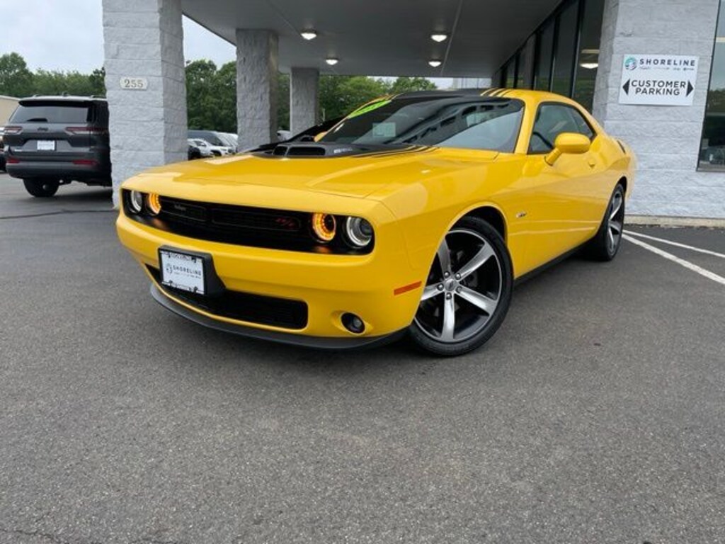 Used 2017 Dodge Challenger R/T Coupe