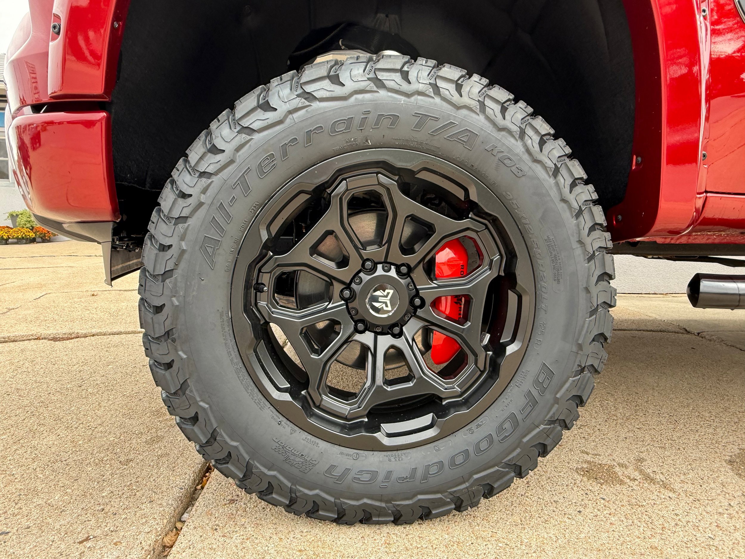 2025 Chevrolet Silverado 1500 RST - Photo 19