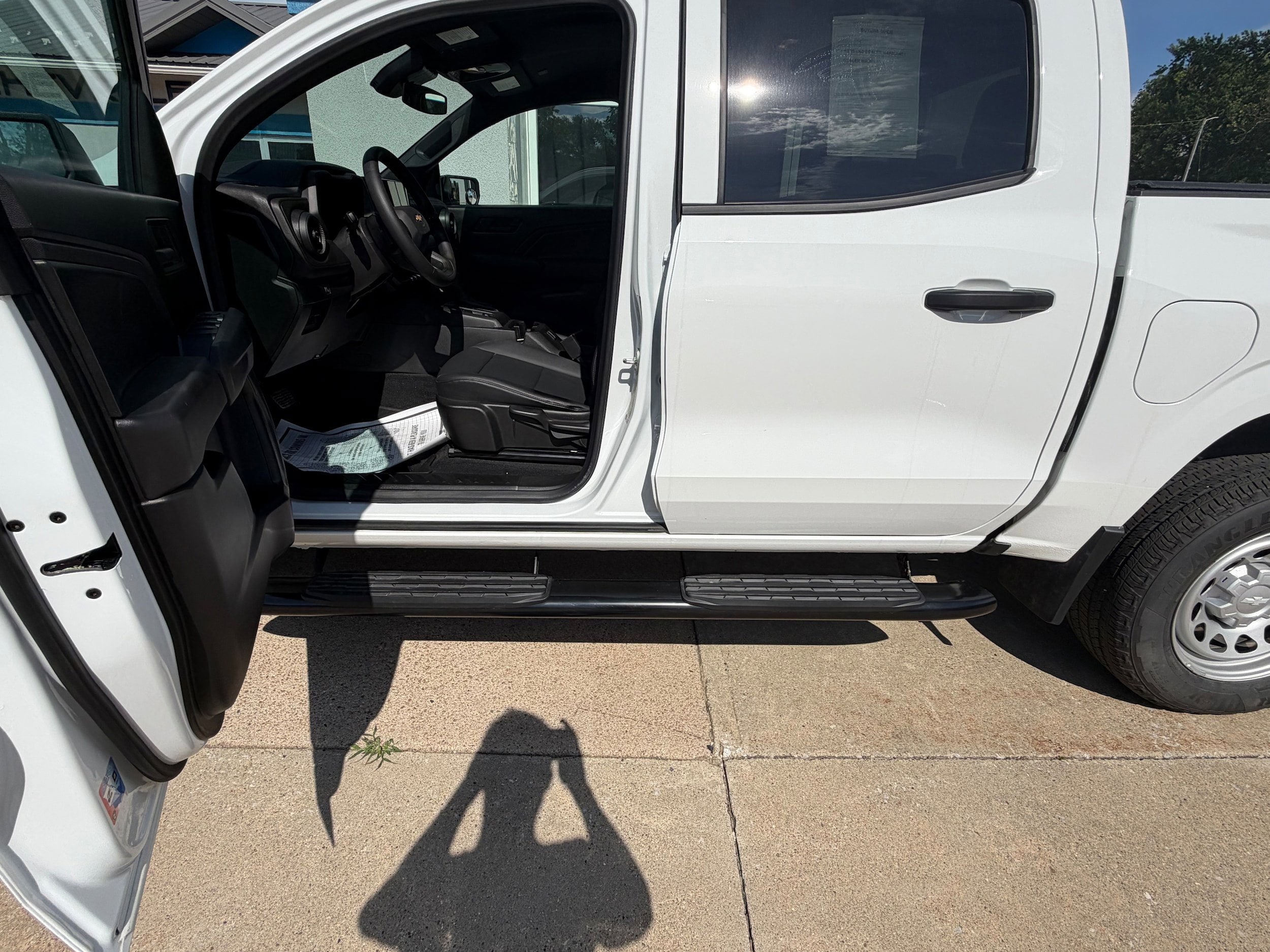 2024 Chevrolet Colorado Work Truck - Photo 17