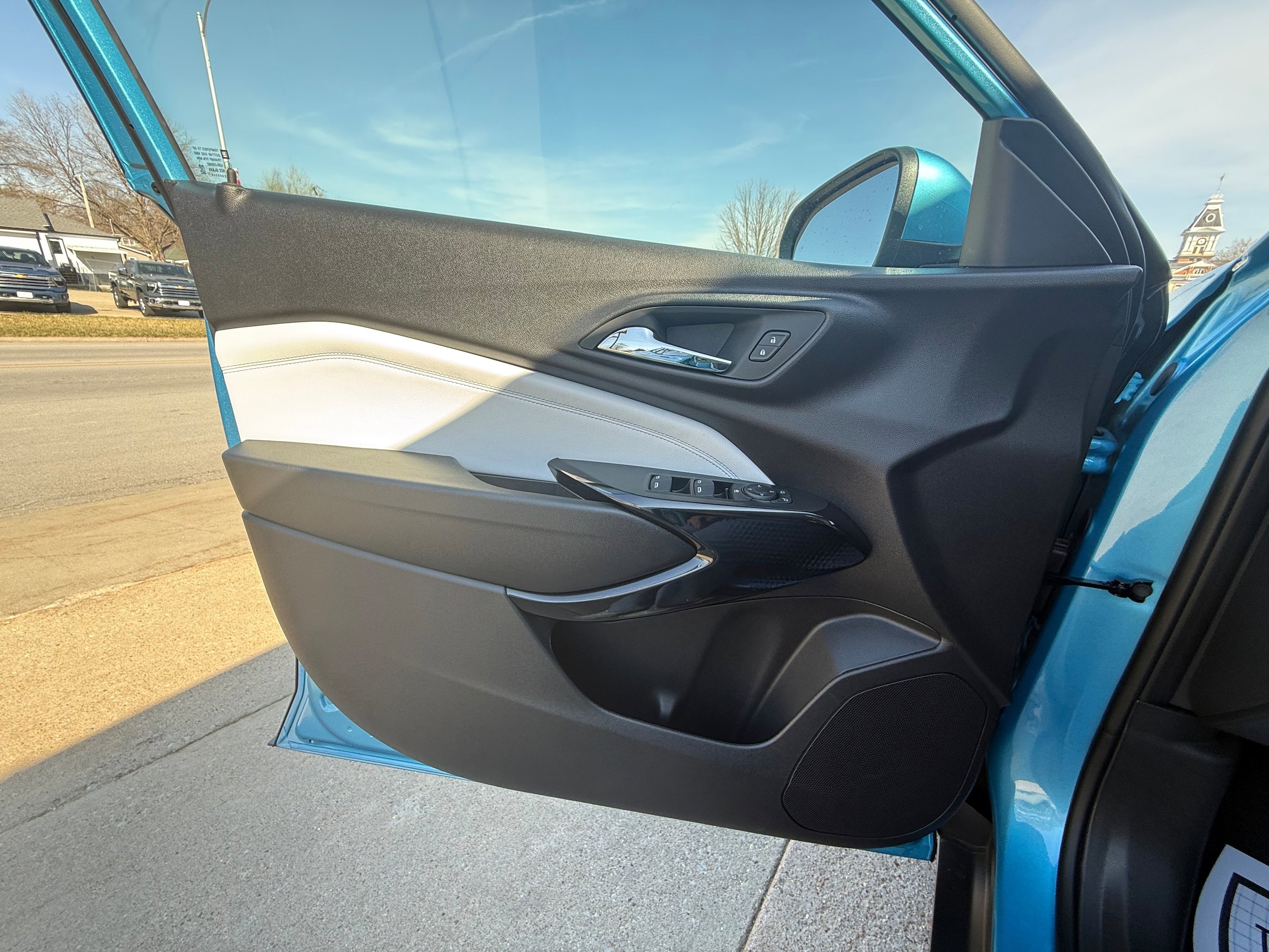 2026 Chevrolet Trax LT - Photo 9