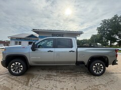 2025 Chevrolet Silverado 2500 HD Custom Truck