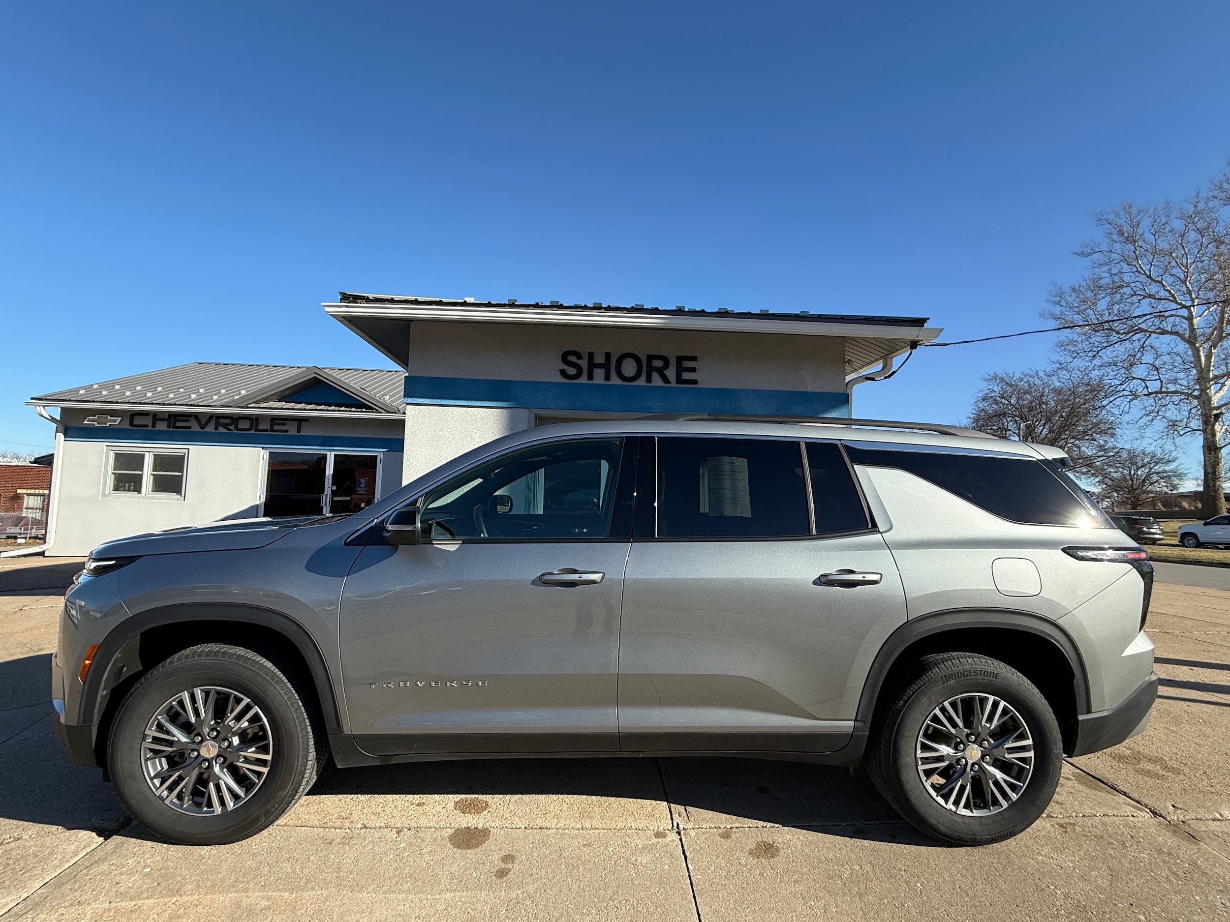 2025 Chevrolet Traverse LT's photo