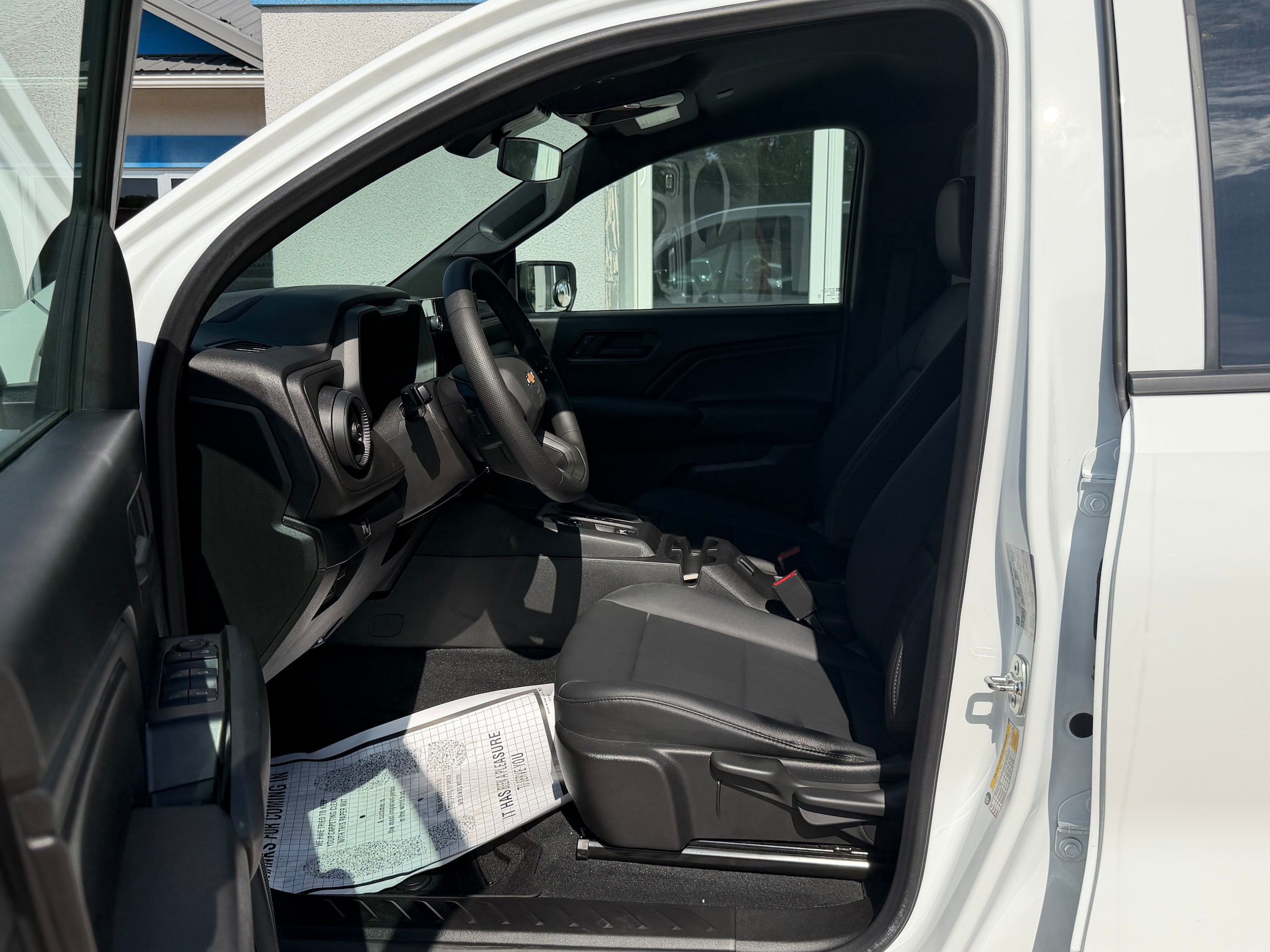 2024 Chevrolet Colorado Work Truck - Photo 26