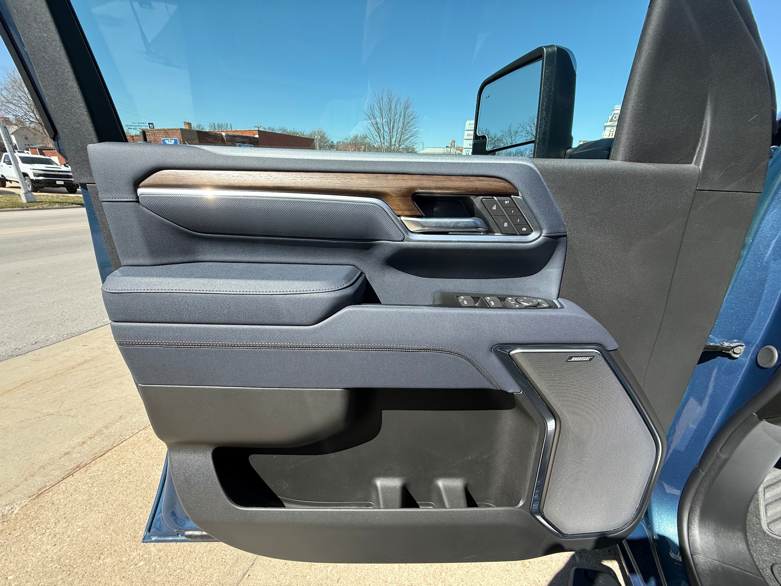 2026 Chevrolet Silverado 3500HD High Country - Photo 34
