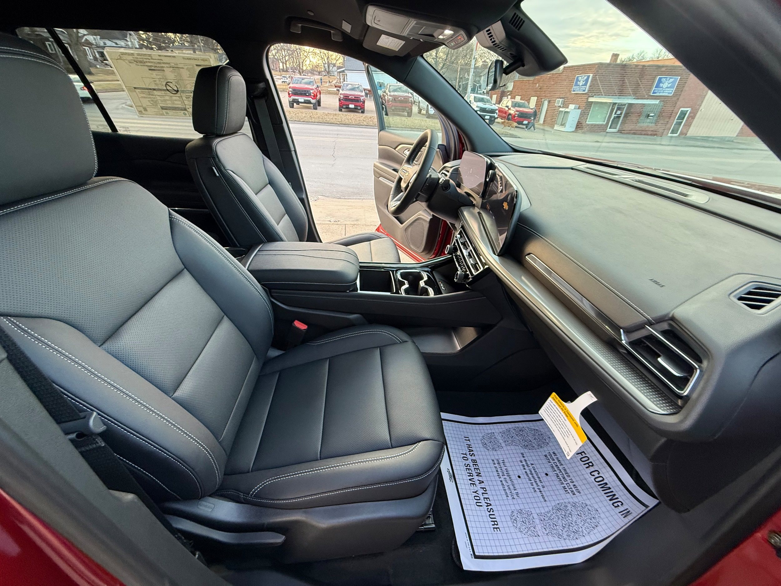 2026 Chevrolet Traverse LT - Photo 17
