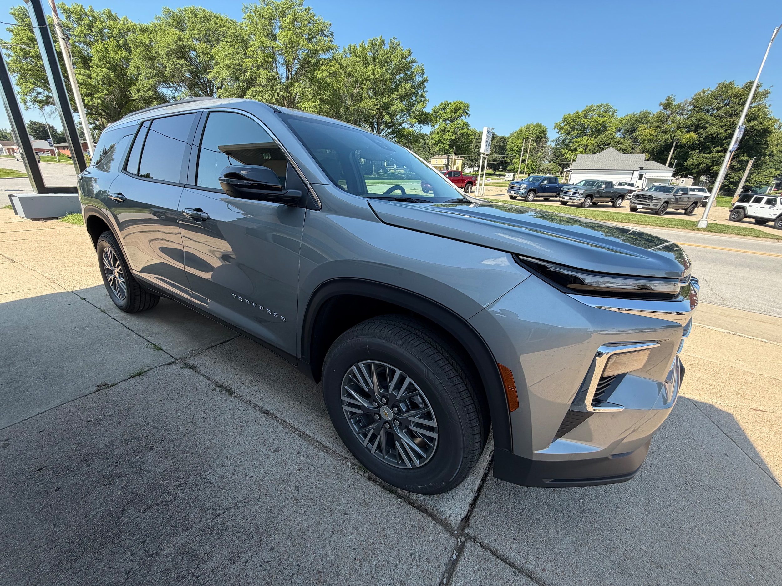 2026 Chevrolet Traverse LT - Photo 24