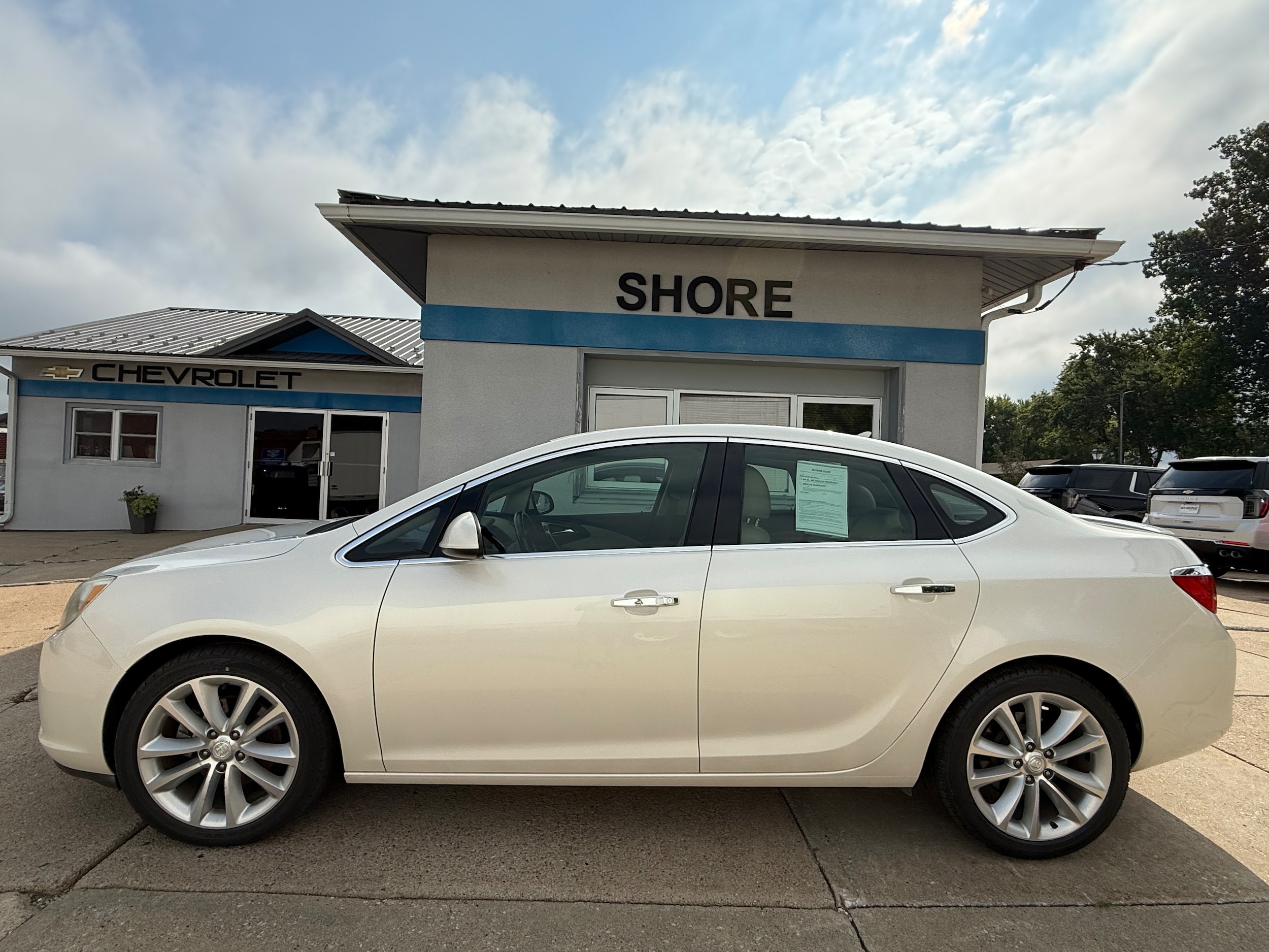 2012 Buick Verano Leather Group