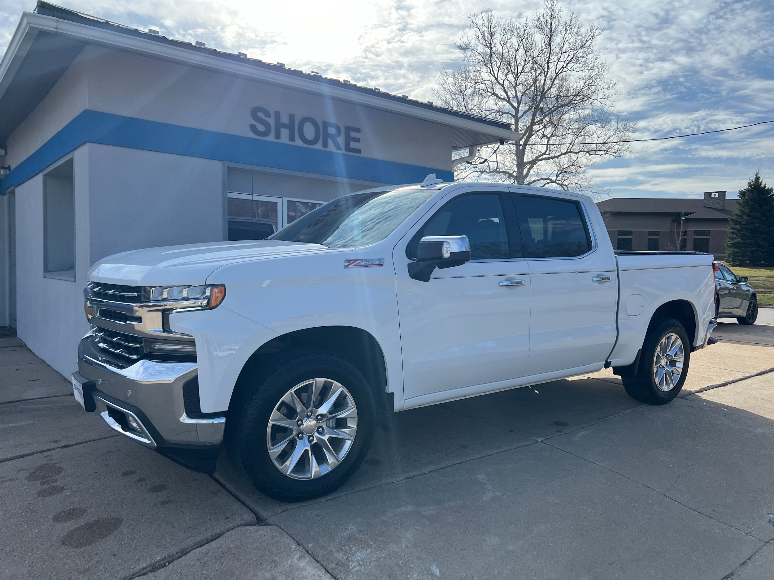 Used 2021 Chevrolet Silverado 1500 LTZ with VIN 3GCUYGED0MG315784 for sale in Clarinda, IA