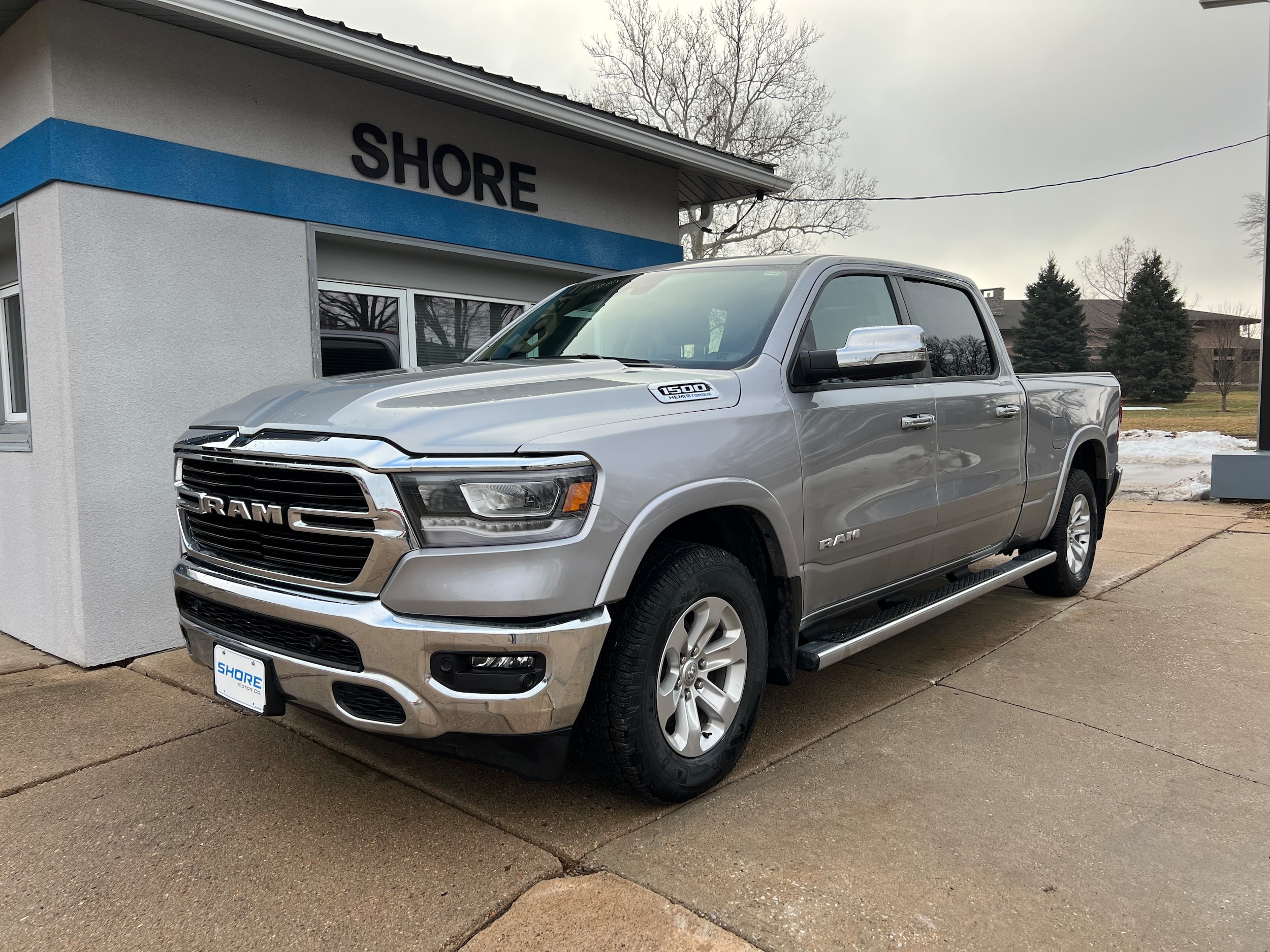 Used 2021 RAM Ram 1500 Pickup Laramie with VIN 1C6SRFRT1MN749775 for sale in Clarinda, IA