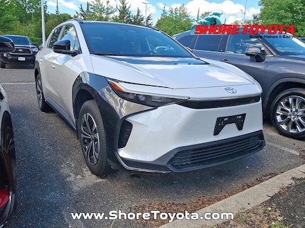 2025 Toyota bZ4X XLE SUV