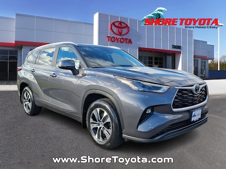 2023 Toyota Highlander XLE SUV