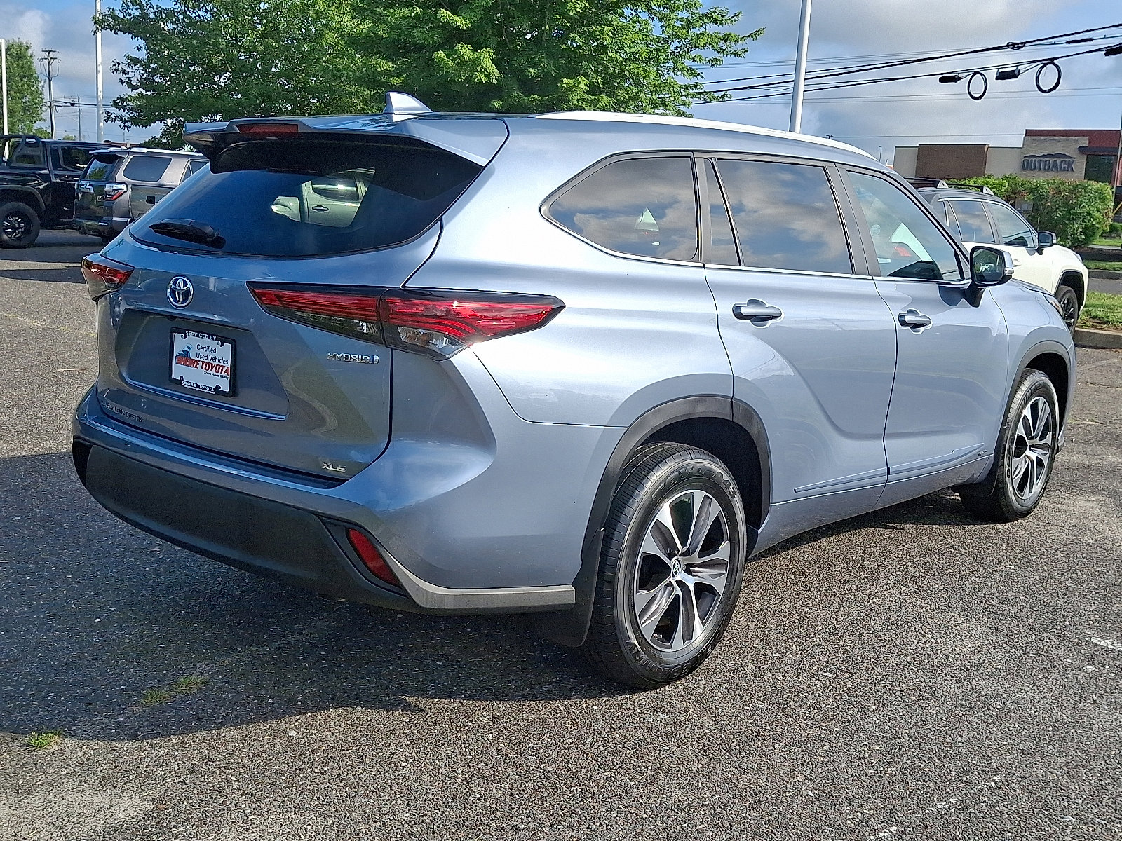 2023 Toyota Highlander XLE - Photo 6