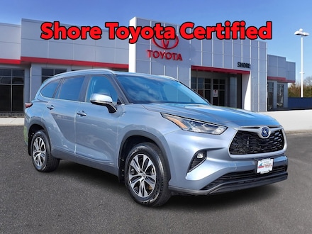 2023 Toyota Highlander Hybrid XLE SUV