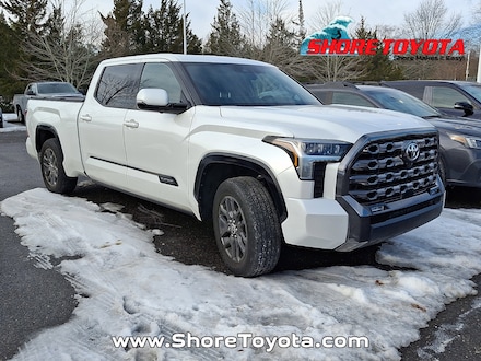 2023 Toyota Tundra Platinum 3.5L V6 Truck CrewMax