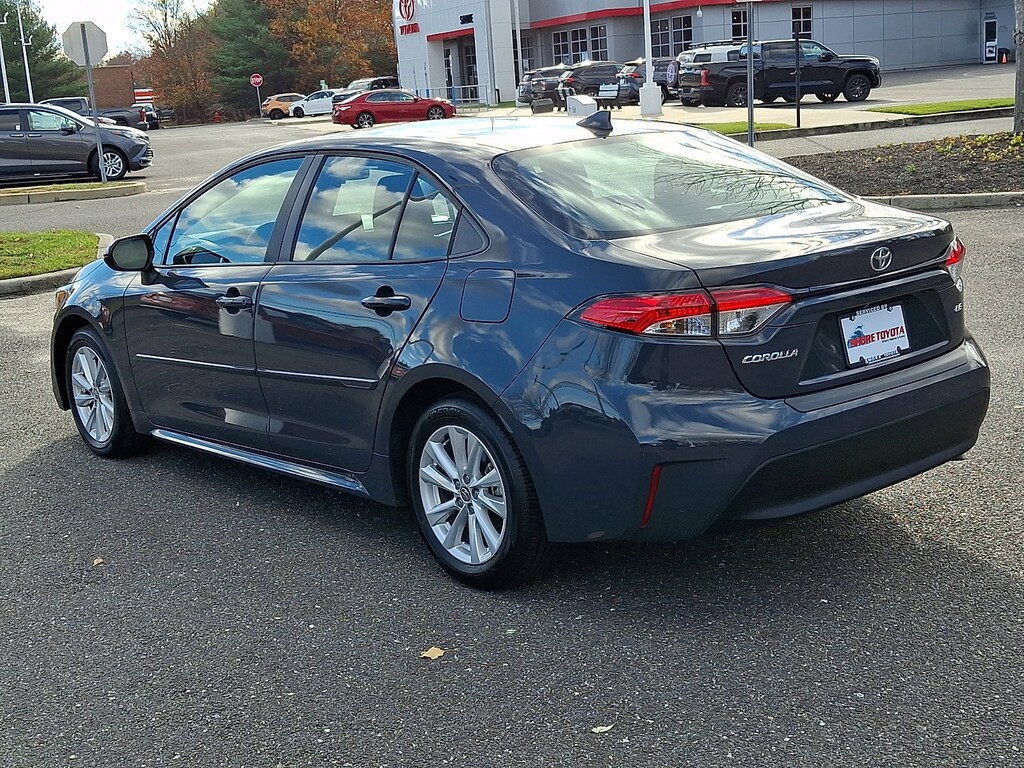 Used 2023 Toyota Corolla LE Sedan
