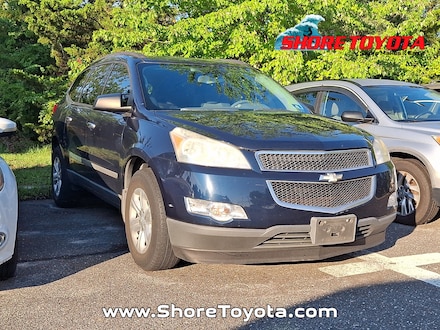 2010 Chevrolet Traverse LS SUV