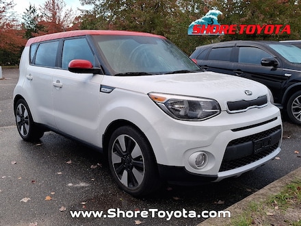 2017 Kia Soul + Hatchback