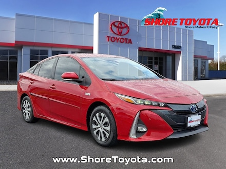 2022 Toyota Prius Prime Limited Hatchback
