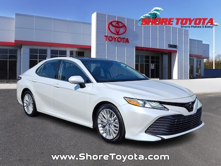 2019 Toyota Camry XLE Sedan
