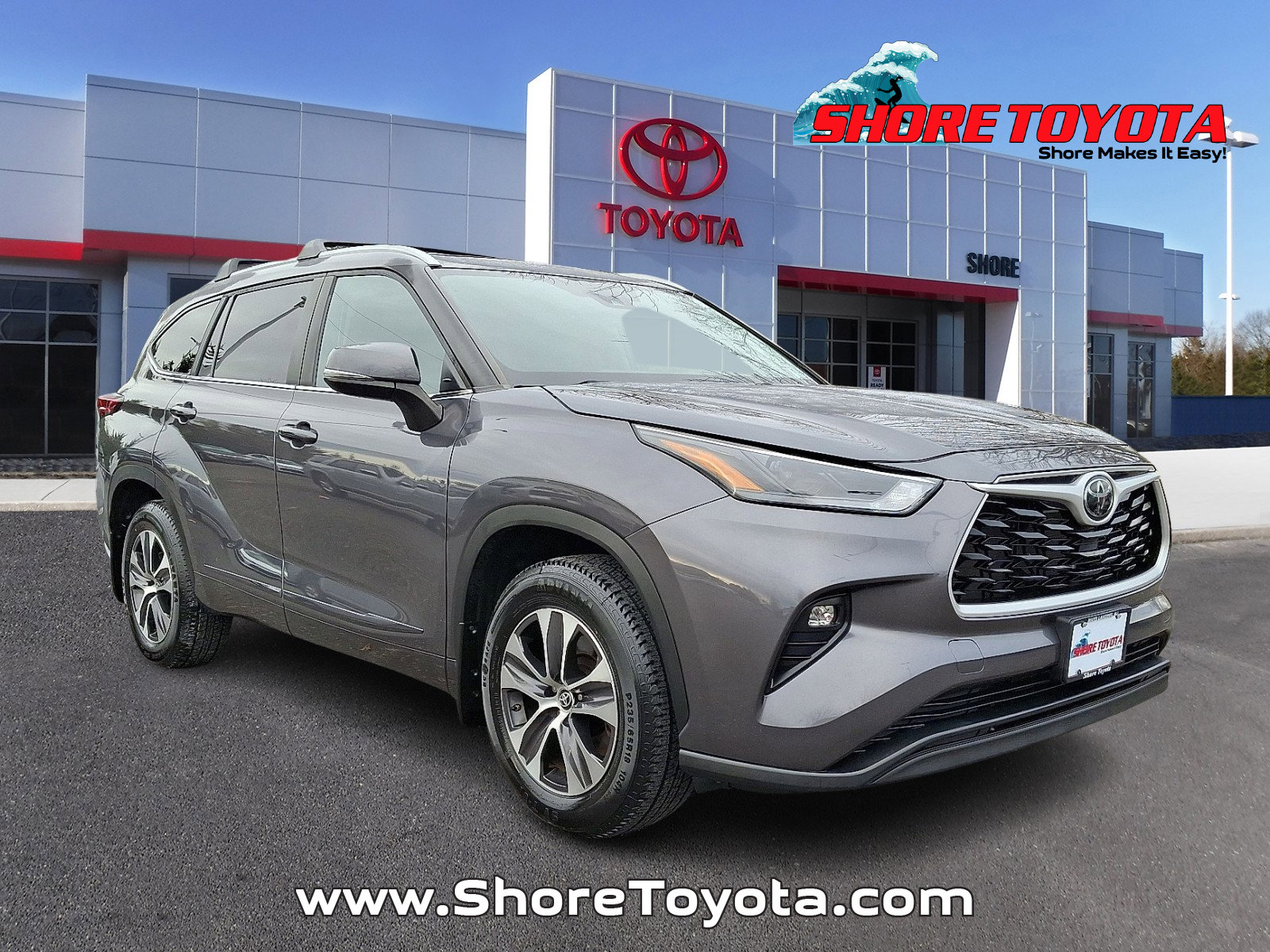 2023 Toyota Highlander XLE's photo