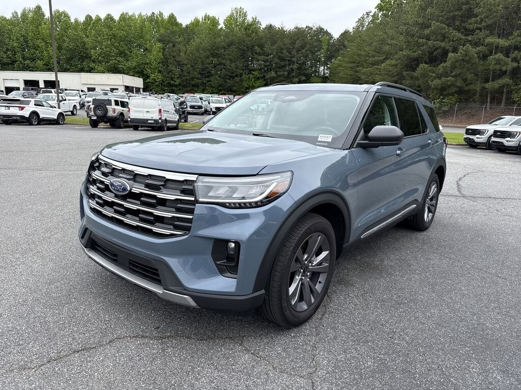 Used 2025 Ford Explorer Active SUV