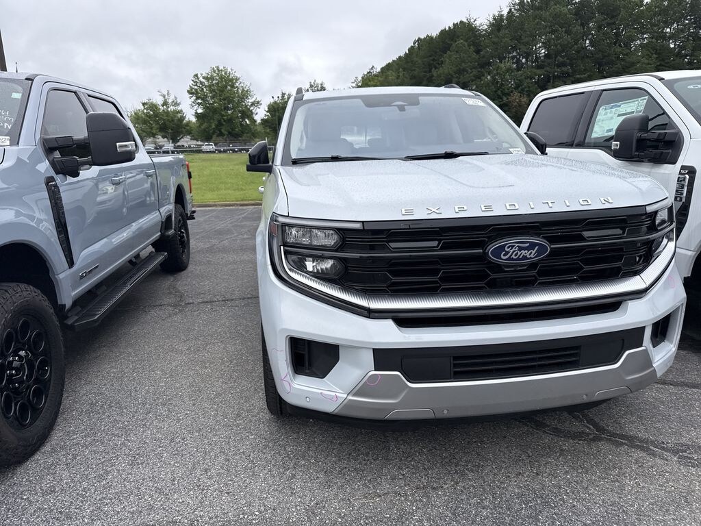 Used 2025 Ford Expedition Platinum SUV