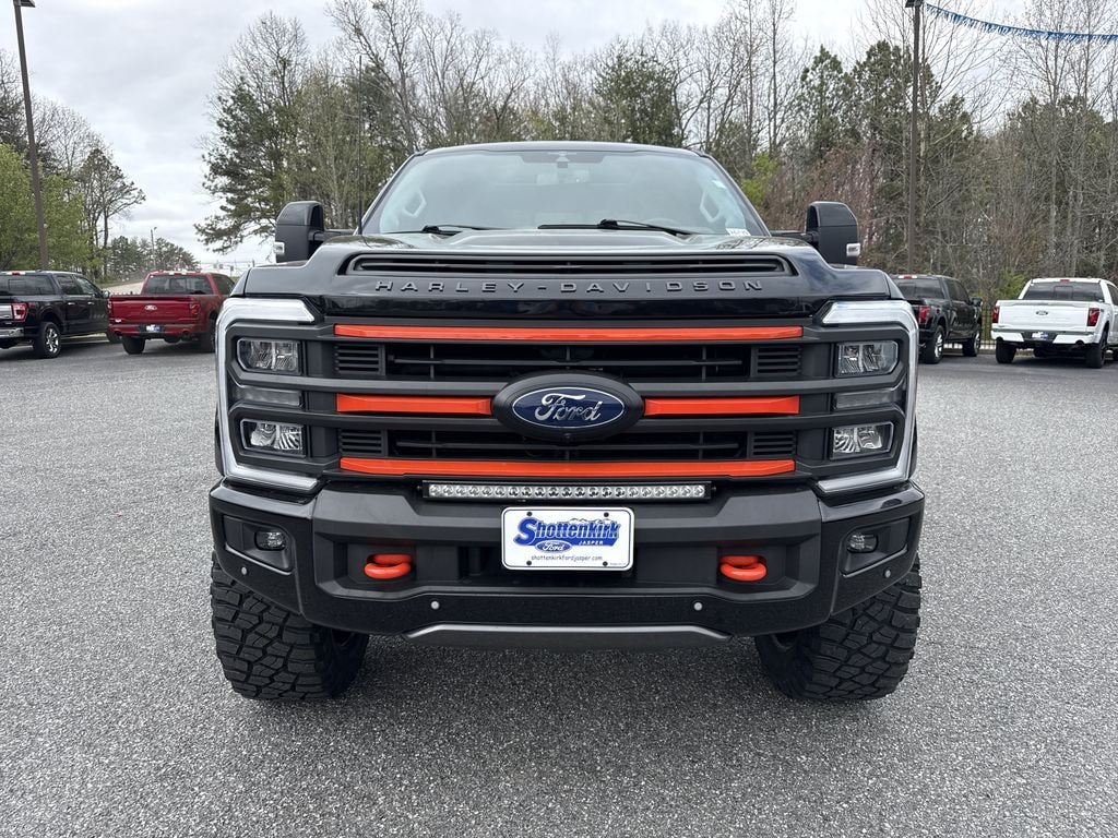 Used 2023 Ford F-250 Lariat Crew Cab Truck