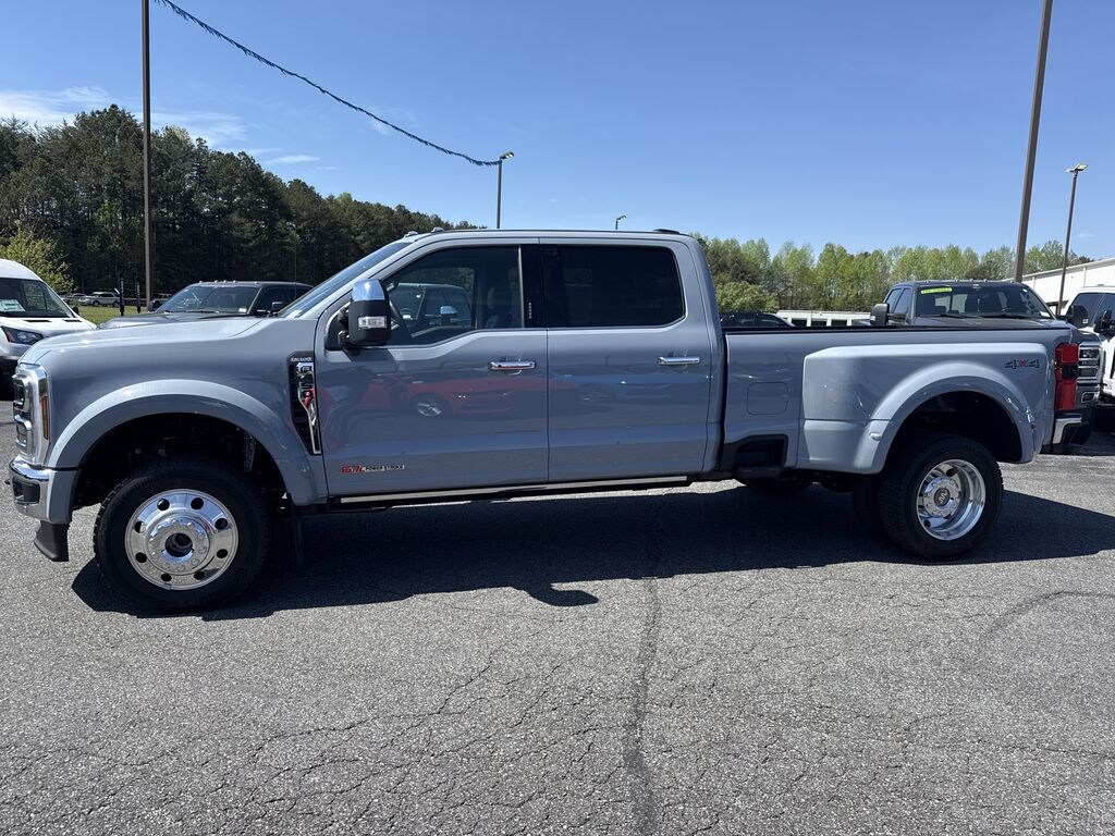 Used 2026 Ford F-450 King Ranch DRW Crew Cab Long Bed Truck