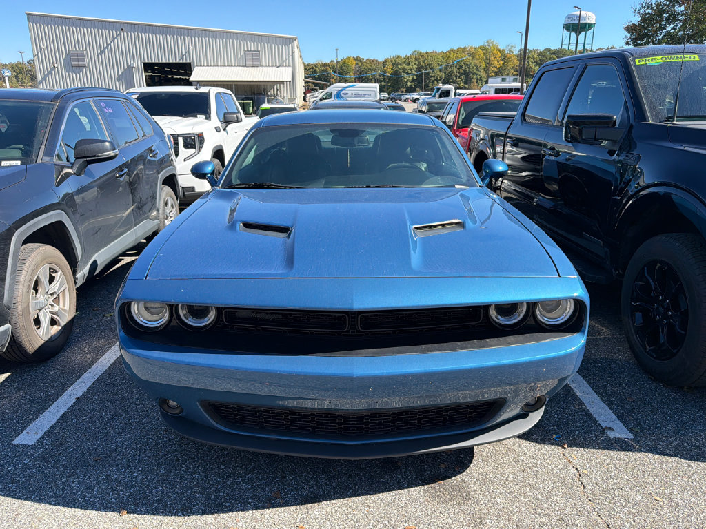 Used 2023 Dodge Challenger SXT Coupe